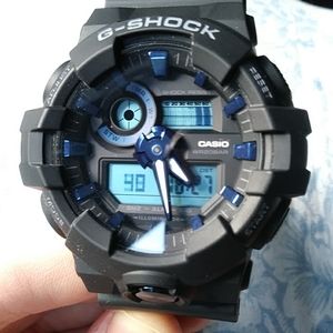 G-Shock GA-710B